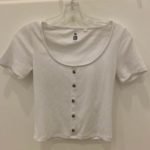 White Short sleeve buttoned down top